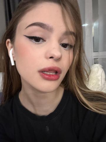 Алиса фото 2